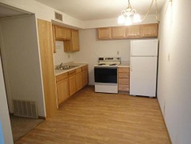 Building Photo - 507 Grand Ave Unit 507 #01