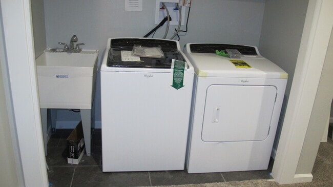 Photo - 373 S Dover Ave