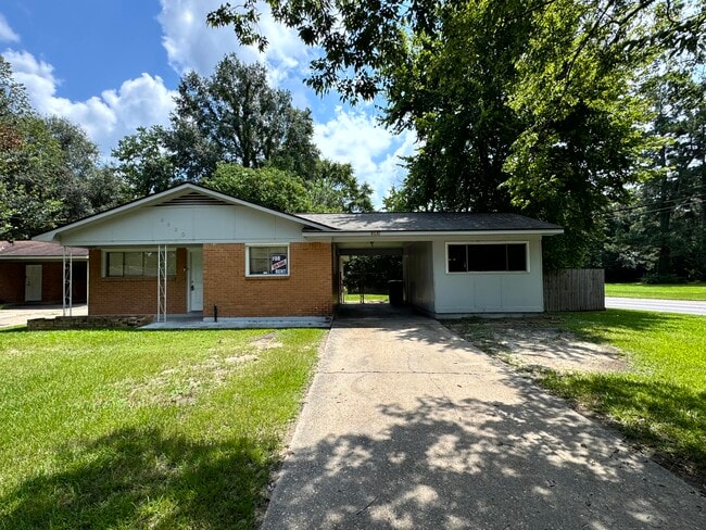 Building Photo - 8630 Corlett Dr Rental