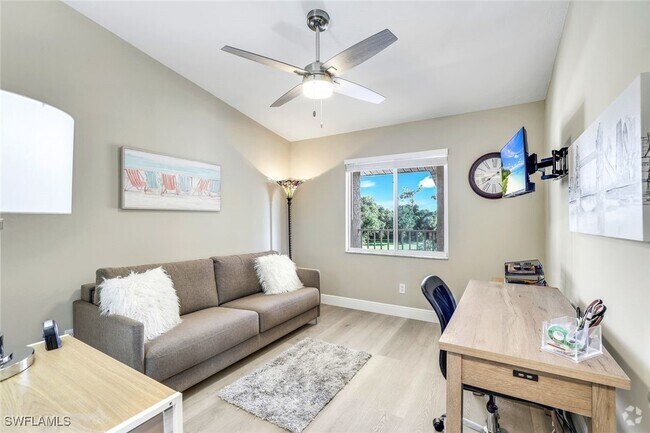 Building Photo - 7360 Glenmoor Ln Unit 4301 Rental