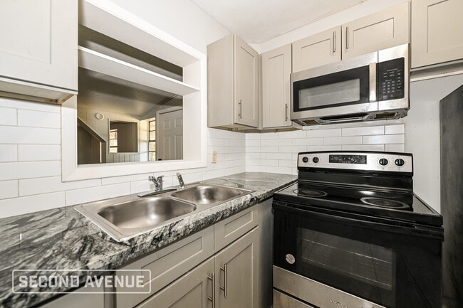 Photo - 1964 Leonard Cir S