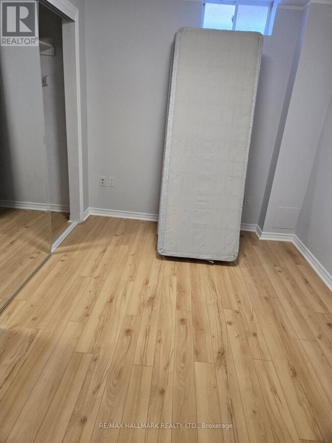 Photo - 2 Lady Loretta Ln