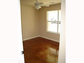 Photo - 203 Railroad St