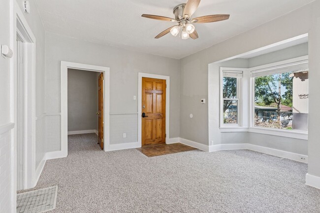 Photo - 3754 S Delaware St Unit 3752 (Back)