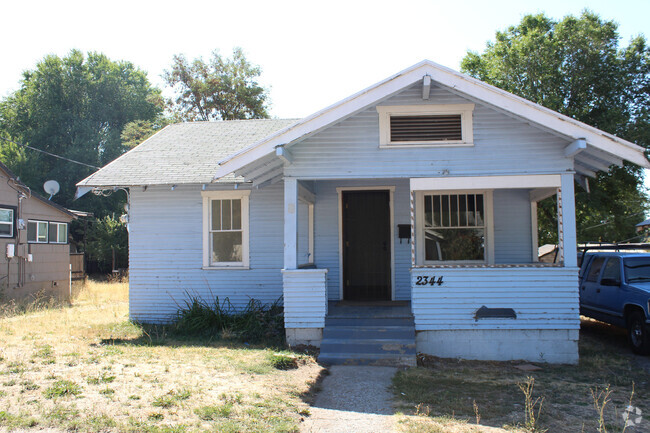 Building Photo - 2344 Orchard Ave Rental