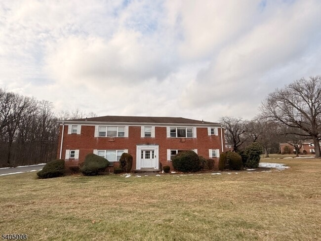 Building Photo - 12 Rustic Cir