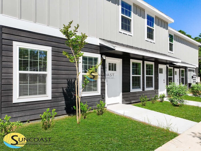 Photo - 3821 SW 43rd Ct Unit 201