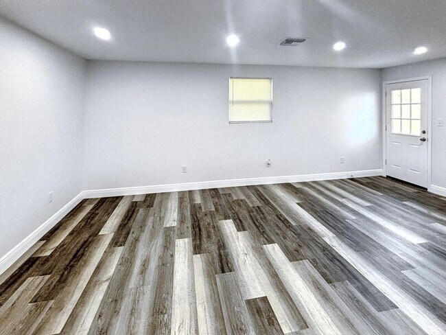 Photo - 1326 S Summerlin Ave