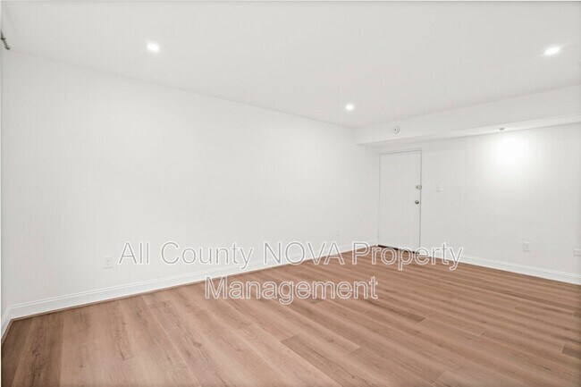 Photo - 3821 Hamilton St Unidad #A-102