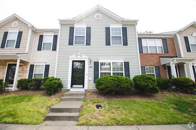 Building Photo - Charming 3-Bedroom, 2.5 Bath Townhome Comi...