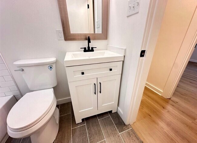 Photo - 3958 Mickey St