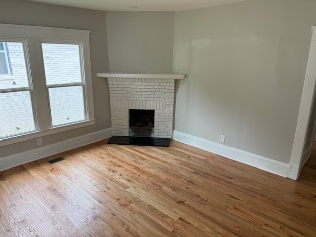 Photo - 247 Wellington St SW