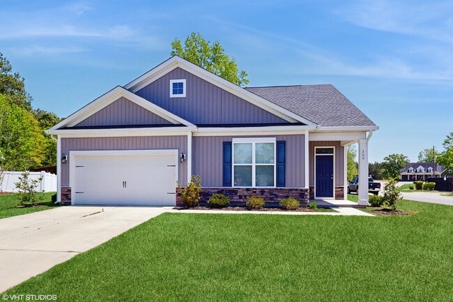 Photo - 200 Red Maple Lp