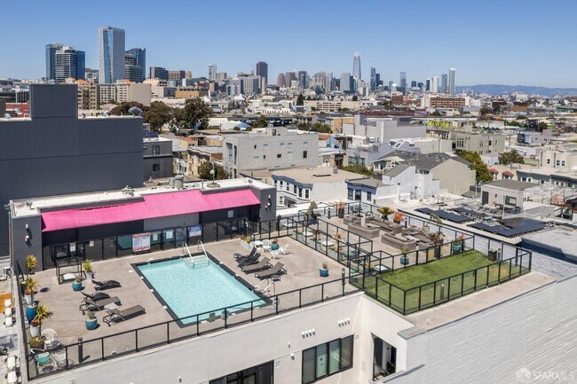 Photo - 1875 Mission St