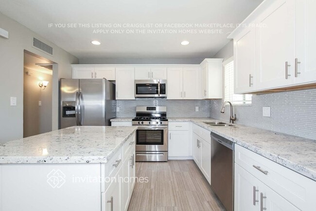 Photo - 1539 W 7th St