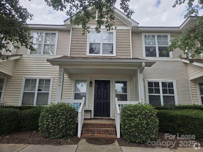 Building Photo - 16854 Bridgeton Ln Rental