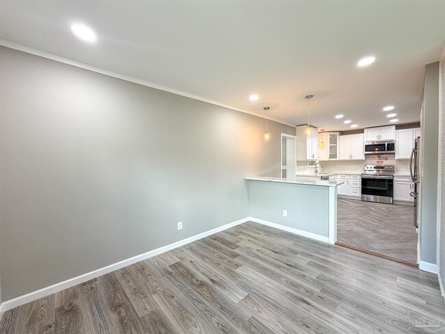 Photo - 1815 Hallmark Dr