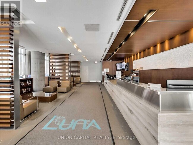 Photo - 25 Capreol Ct Unité 607