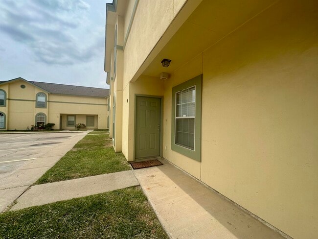 Photo - 1000 Ranchway Dr Unidad 100