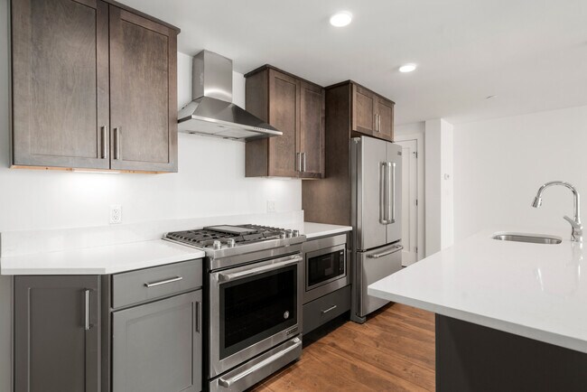 Photo - 34 Hichborn St Unit 2