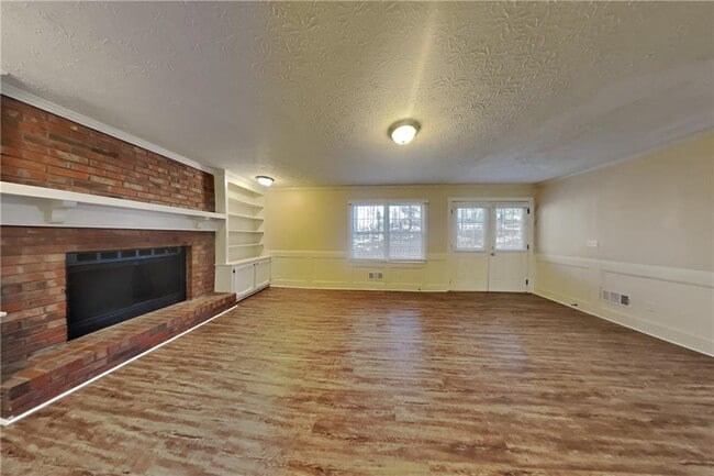 Photo - 4510 Trumble Terrace