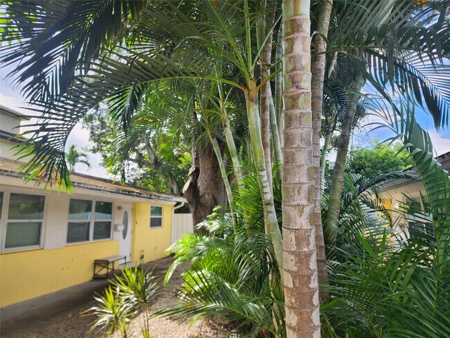 Photo - 620 SW 10th St