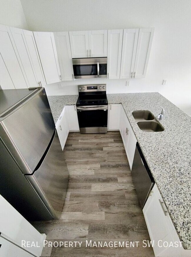 Photo - 2224 Kenneth Ave S