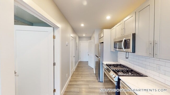 Photo - 55 W Fifth St Unit 404