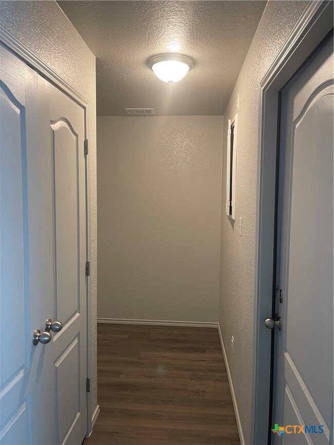 Photo - 547 Lost Trl