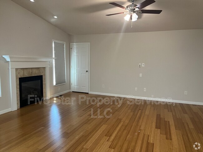 Building Photo - 1408 School House Ln