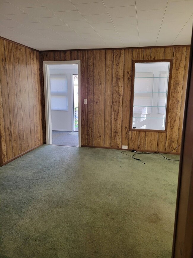 Photo - 8444 Hickman Rd