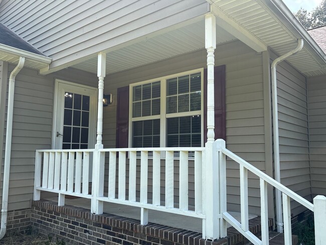 Photo - 671 Circle Dr