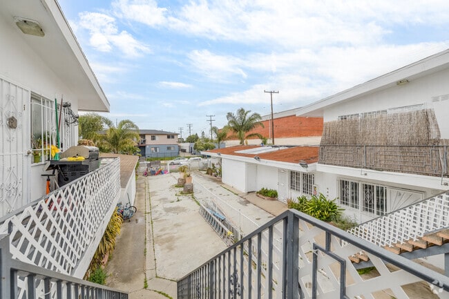 Photo - 10202-10206 S 10th Ave, LLC