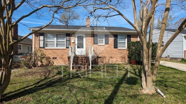 Building Photo - Renovated 3bed/1bath in Greensboro!