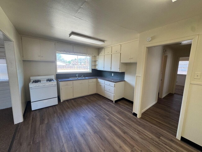 Photo - 5402 22nd St