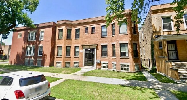 Building Photo - 1406 E 69th Pl Unit 2