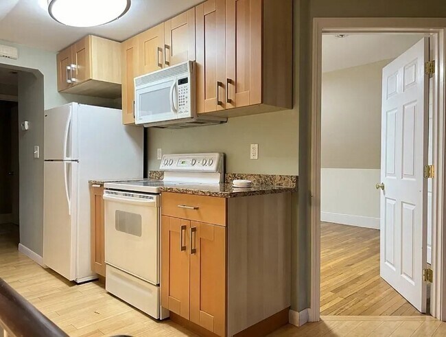 Photo - 20 Pearl St Unit 3