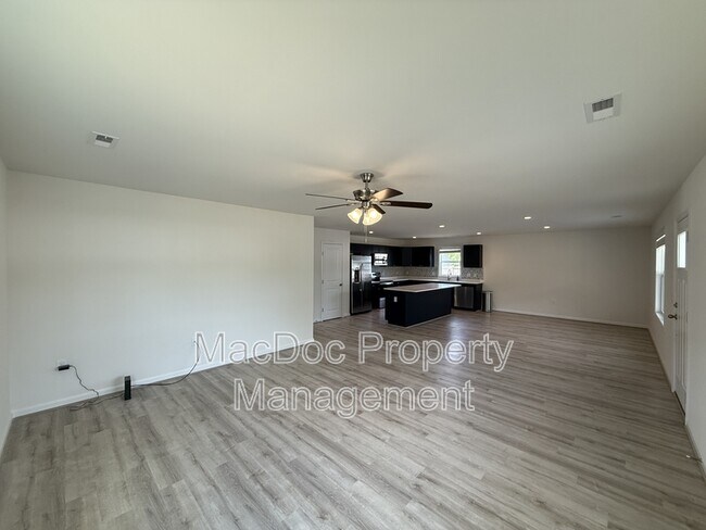 Photo - 990 Ebb Tide Dr