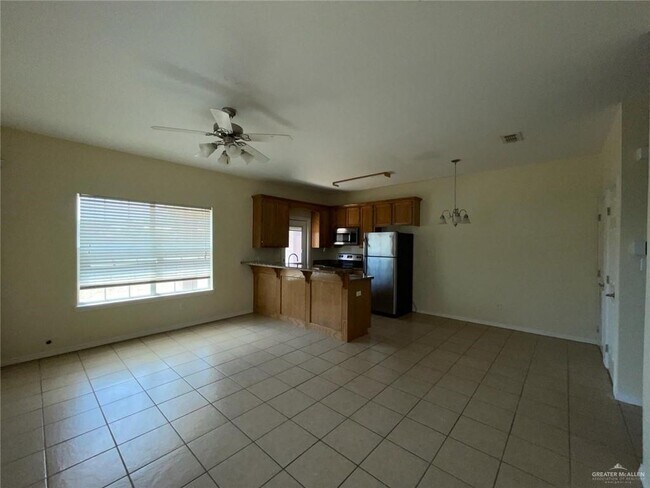 Photo - 20 Phoenix St