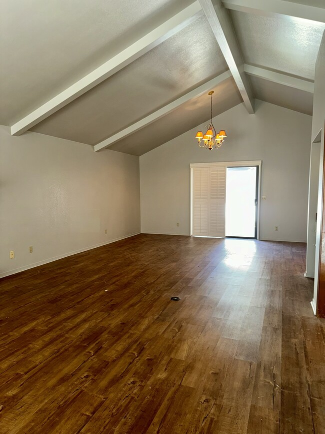 Photo - 3650 W Beechwood Ave