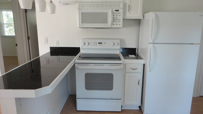 Photo - 558 Wilshire Rd