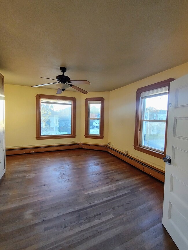 Photo - 6 Closson Ct Unidad 2