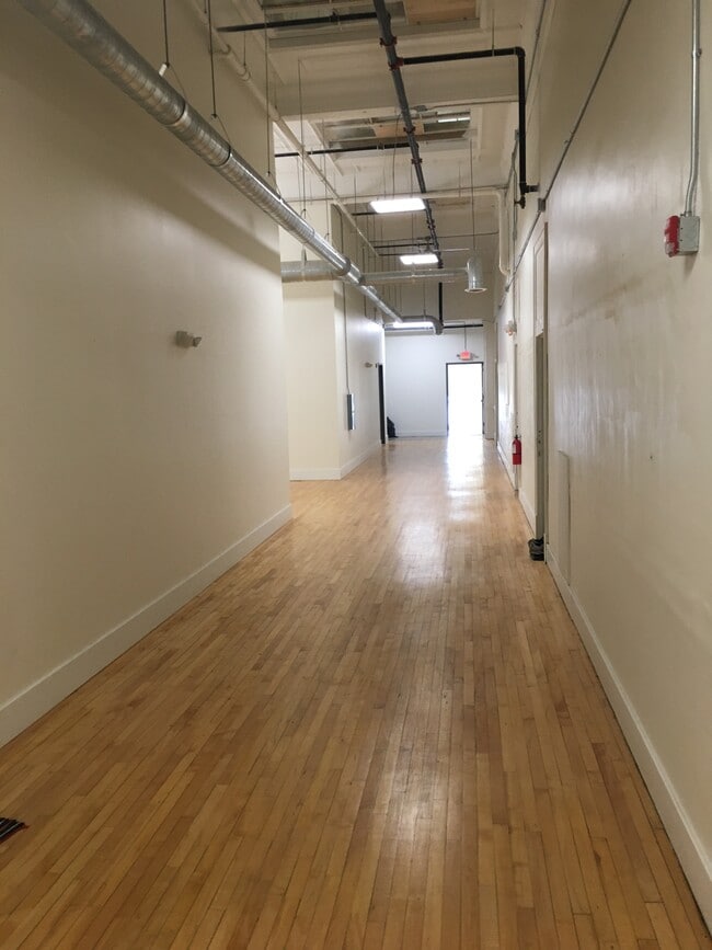 Photo - The Vanville