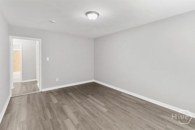 Photo - 1724 E 39th St