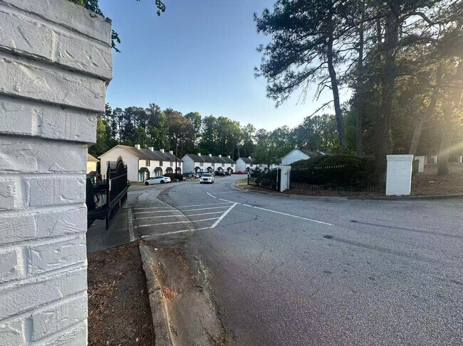 Photo - 845 Burns Walk Ct NW