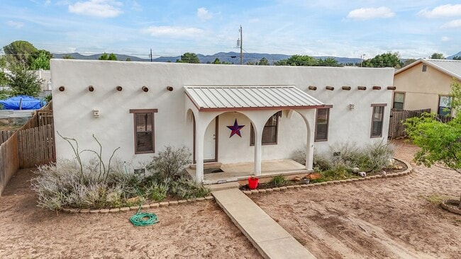 Photo - 1104 W Eagle Pass St