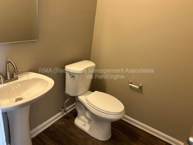 Photo - 1735 Carrington Dr