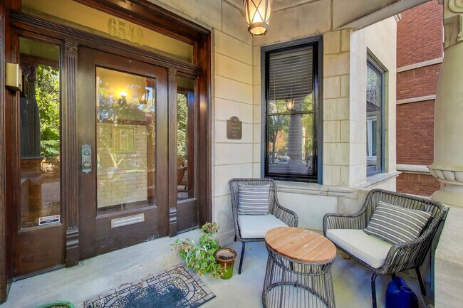 Photo - 6542 N Newgard Ave Unidad 1