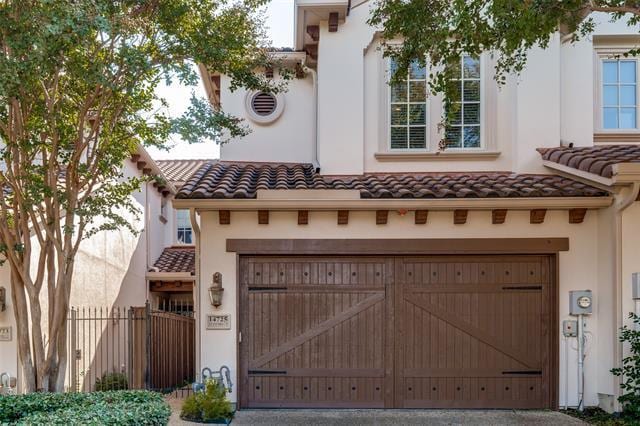 Building Photo - 14725 Stanford Ct