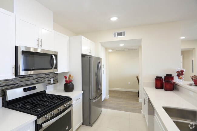 2HAB, 2BA - 1,110 ft² (Modelo B) - Seacrest Homes Apartments